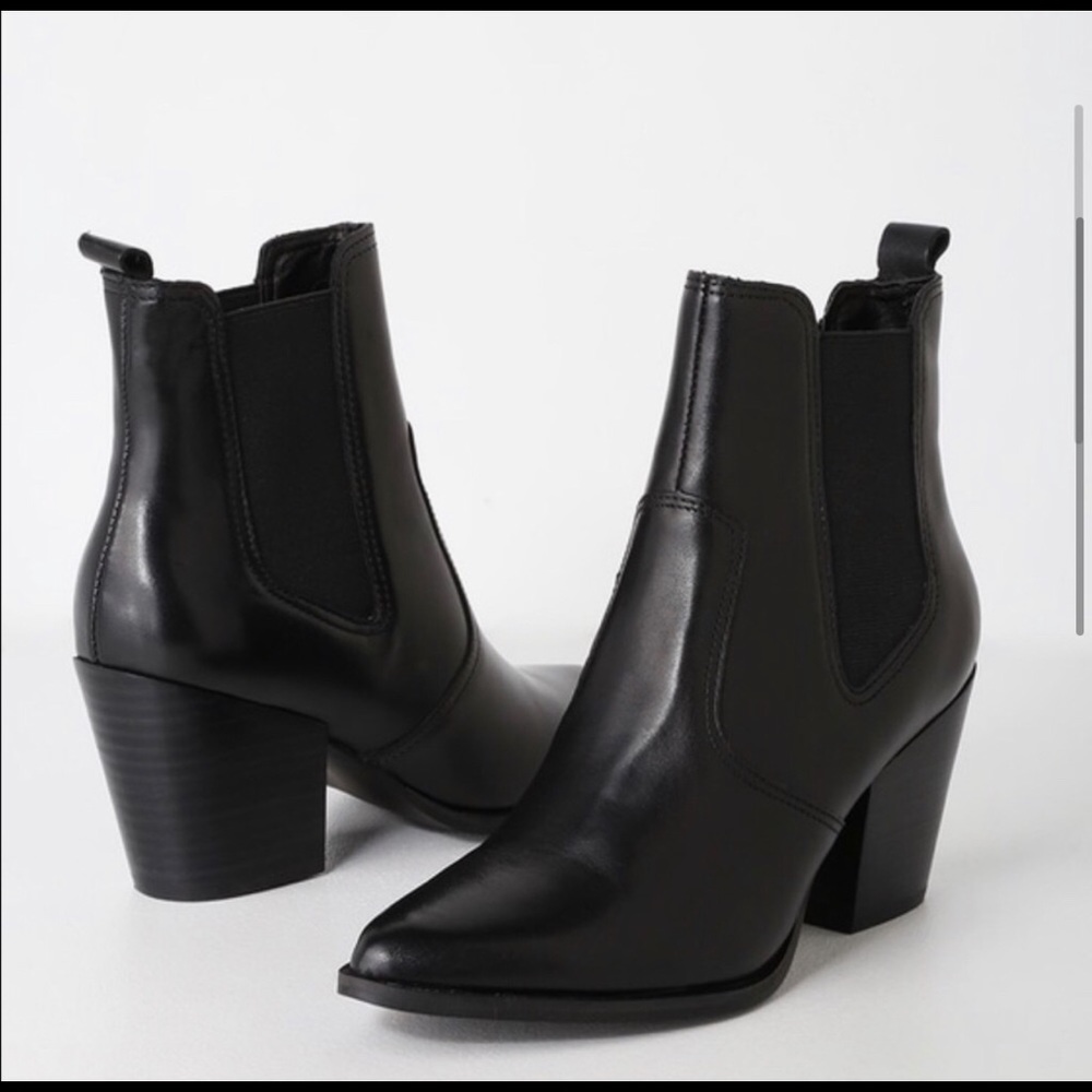 Steve Madden Booties - Picture 2 of 4